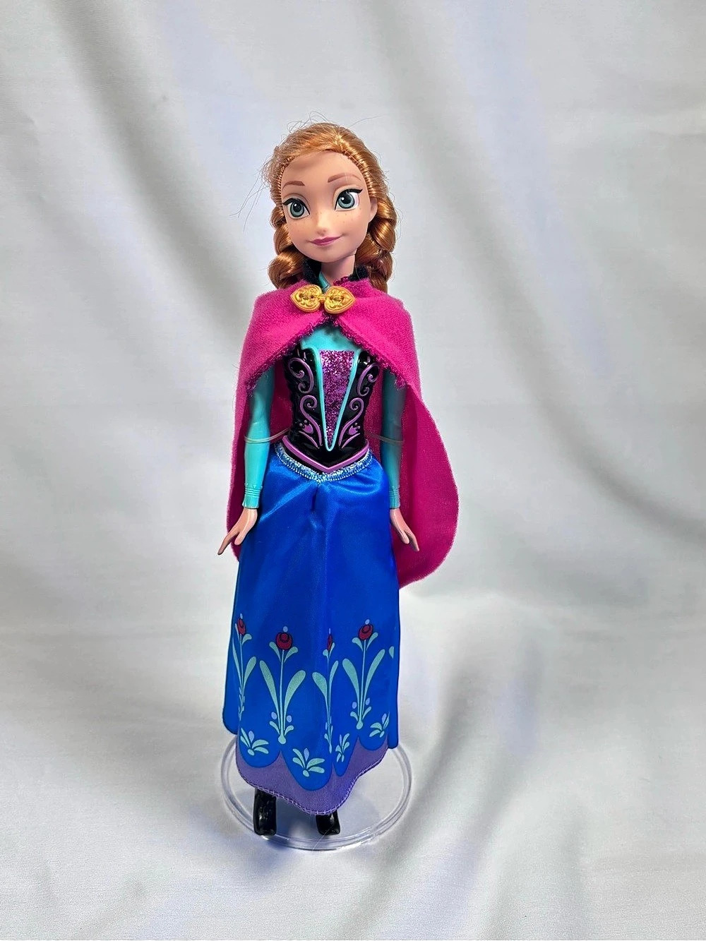 Disney Anna Classic Doll Fashion Doll Blue & Pink